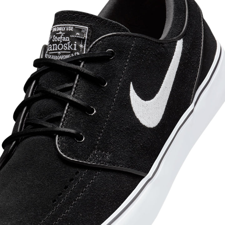 Nike SB FD 6757 - 001 Zoom Stefan Janoski  - BLACK/WHITE