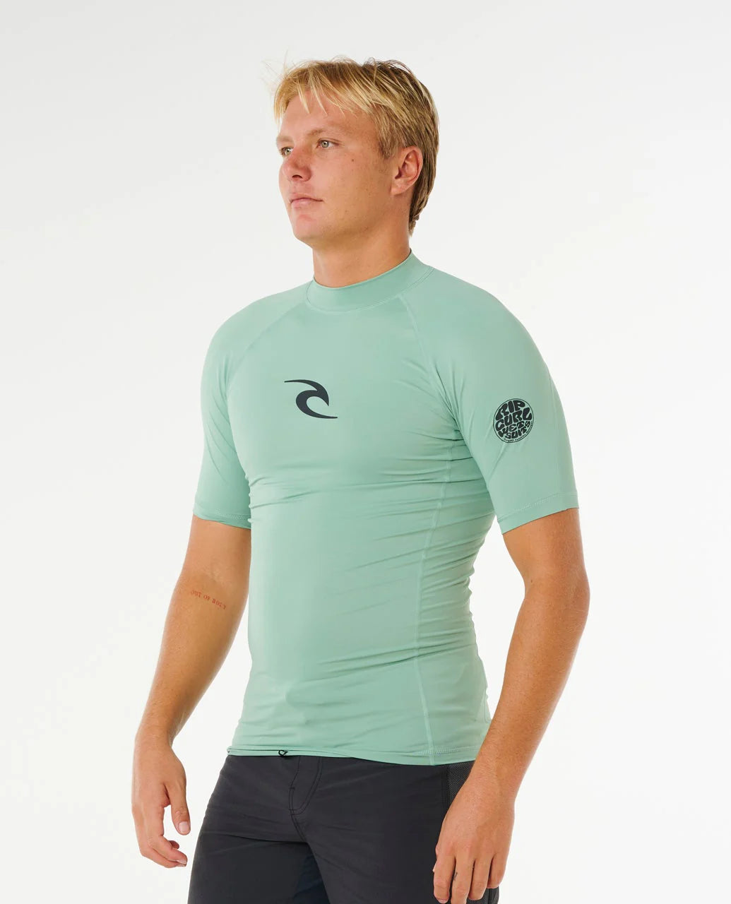 Ripcurl Kurzarm T-Shirt mit 50 UV-Schutz Waves - Aloe