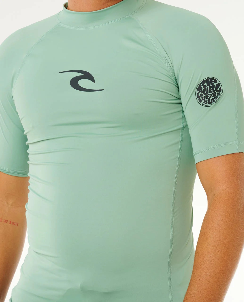 Ripcurl Kurzarm T-Shirt mit 50 UV-Schutz Waves - Aloe