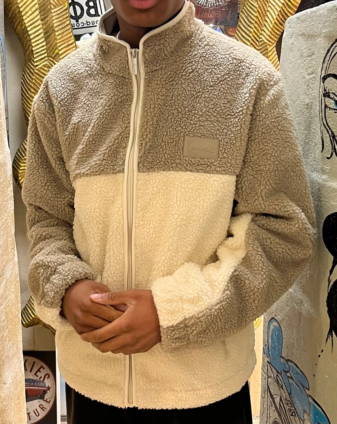 Karl Kani Signature Rubber Patch Zip Fleece Jacke - Beige