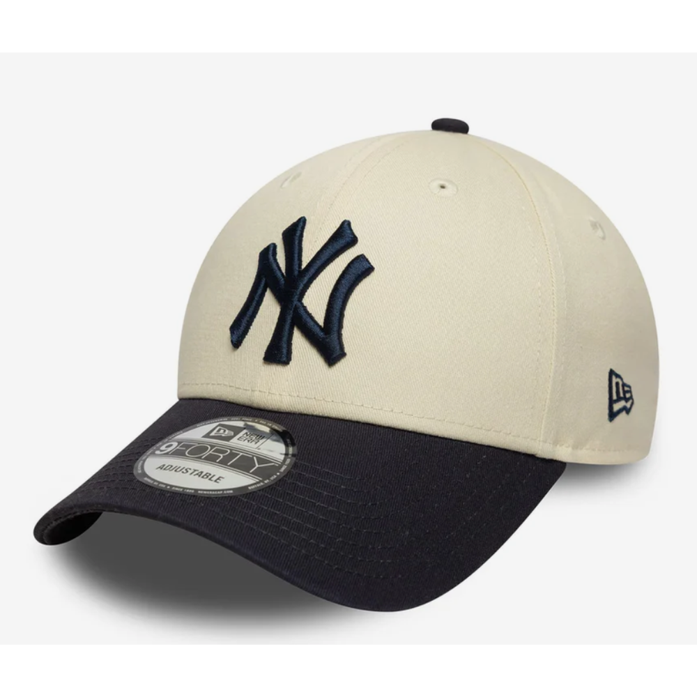 NewEra 95215 Hellbeige New York Yankees Colour Block 9FORTY Verstellbare Cap Beige