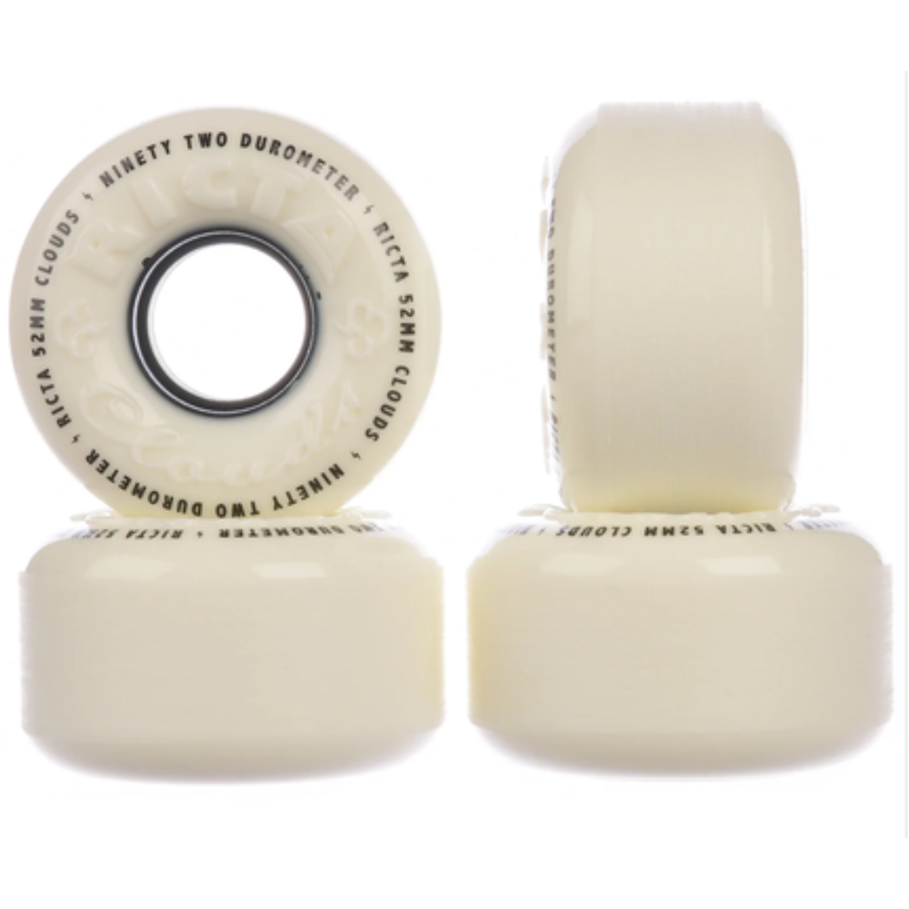 Ricta Wheels 52mm Clouds White 92a Skateboard-Rollen White Black