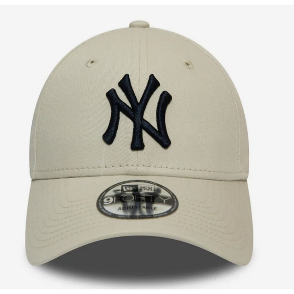 New Era 80590 New York Yankees Essential 9FORTY Verstellbare Cap - Beige/Black