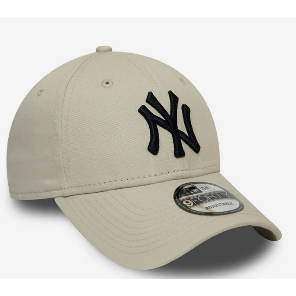 New Era 80590 New York Yankees Essential 9FORTY Verstellbare Cap - Beige/Black