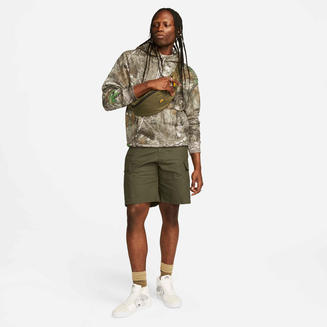 Nike SB 0424 Cargo Short - Medium Olive