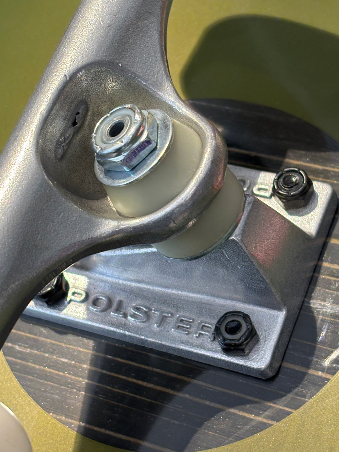 Globe G3 Bar Carbon Complett Skate Board  - Impact Olive