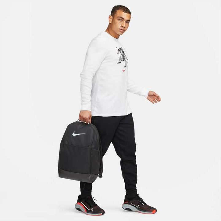 Nike Rucksack 24 Liter DH 7709 - Black 010