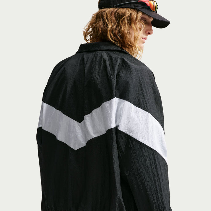 Nike SB IQ 6777 Jacke - 010 Schwarz Weiß