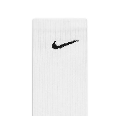 Nike 6897 Everyday Plus Cushioned Crew Socks (6Pair) - 100 White