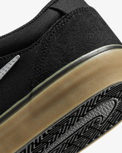 Nike SB 3493 Chron 2 Shoe - Schwarz / Schwarz / Gum Light Brown / Weiß 002