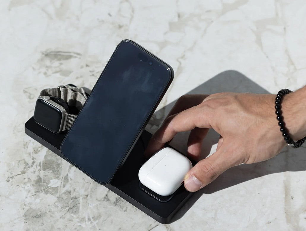 Garzini 3-in-1-Wireless-Ladegerät IPhone  -  Black