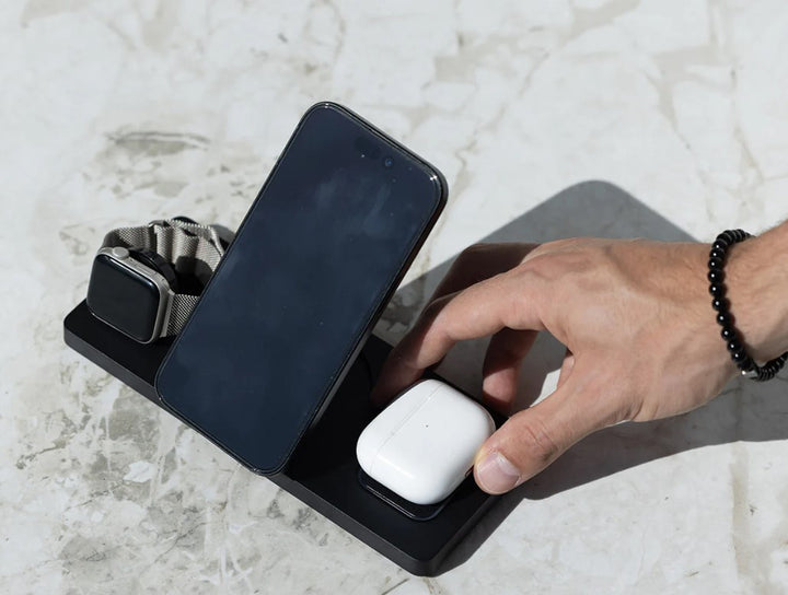 Garzini 3-in-1-Wireless-Ladegerät IPhone  -  Black