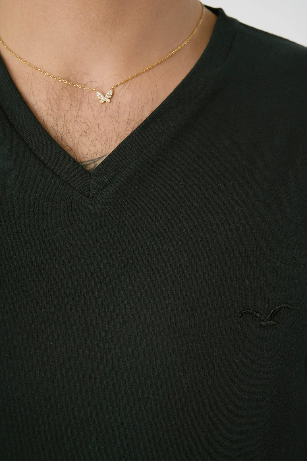 Cleptomanicx Ligull V-Neck Regular Tee - Black