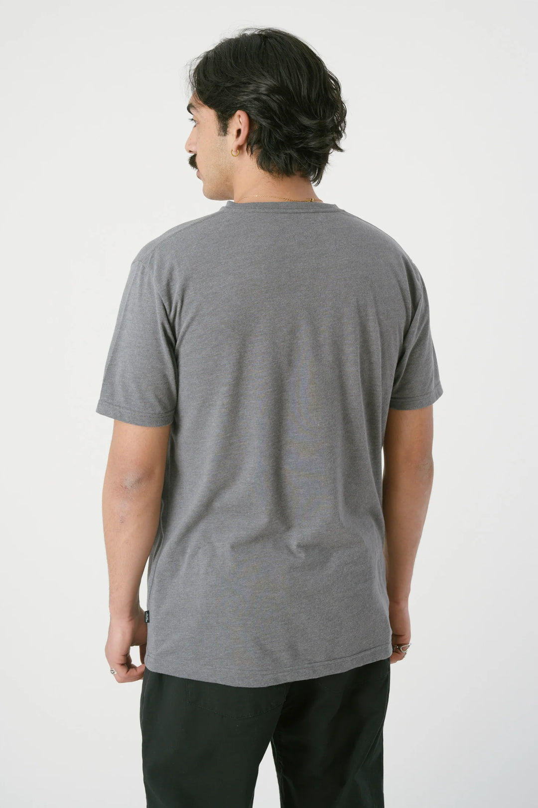 Cleptomanicx Ligull V-Neck Regular Tee - Heather Forged Iron