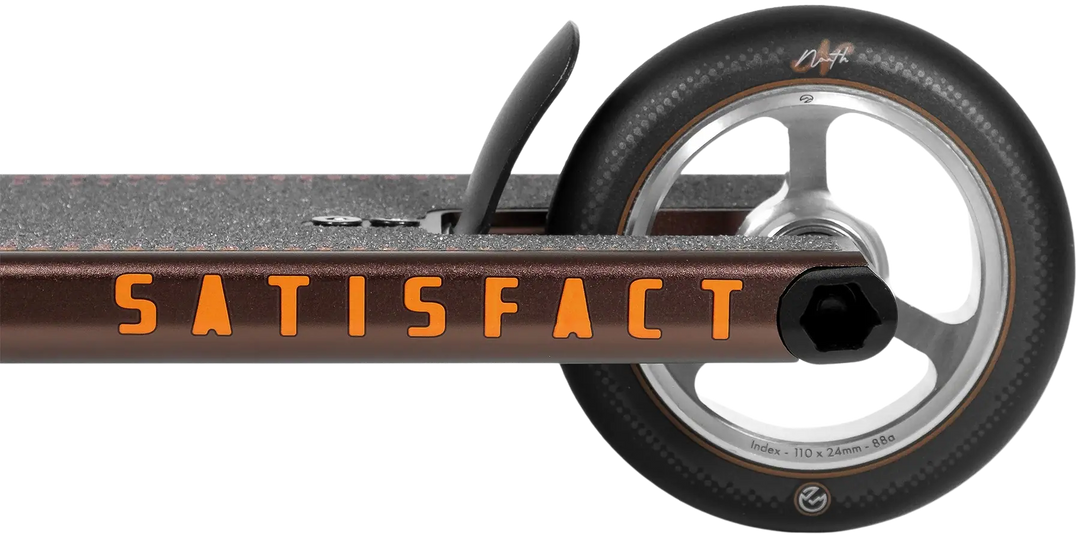 North Satisfact G5 Stunt Scooter - Maroon/Black