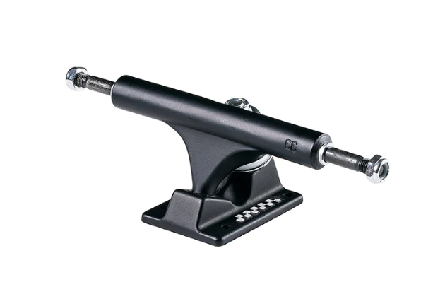 Ace Trucks Classic 33 Black - 8.0" > 8,125"